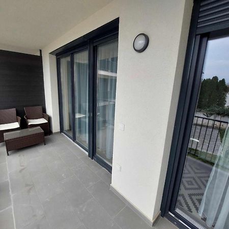 Apartament Mora Lak Segedyn Zewnętrze zdjęcie